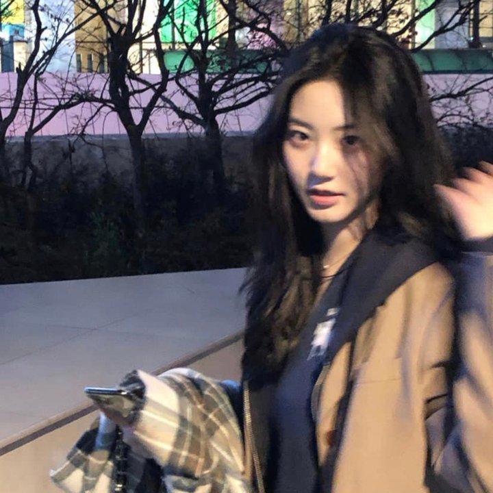 新月似阳生双蕊